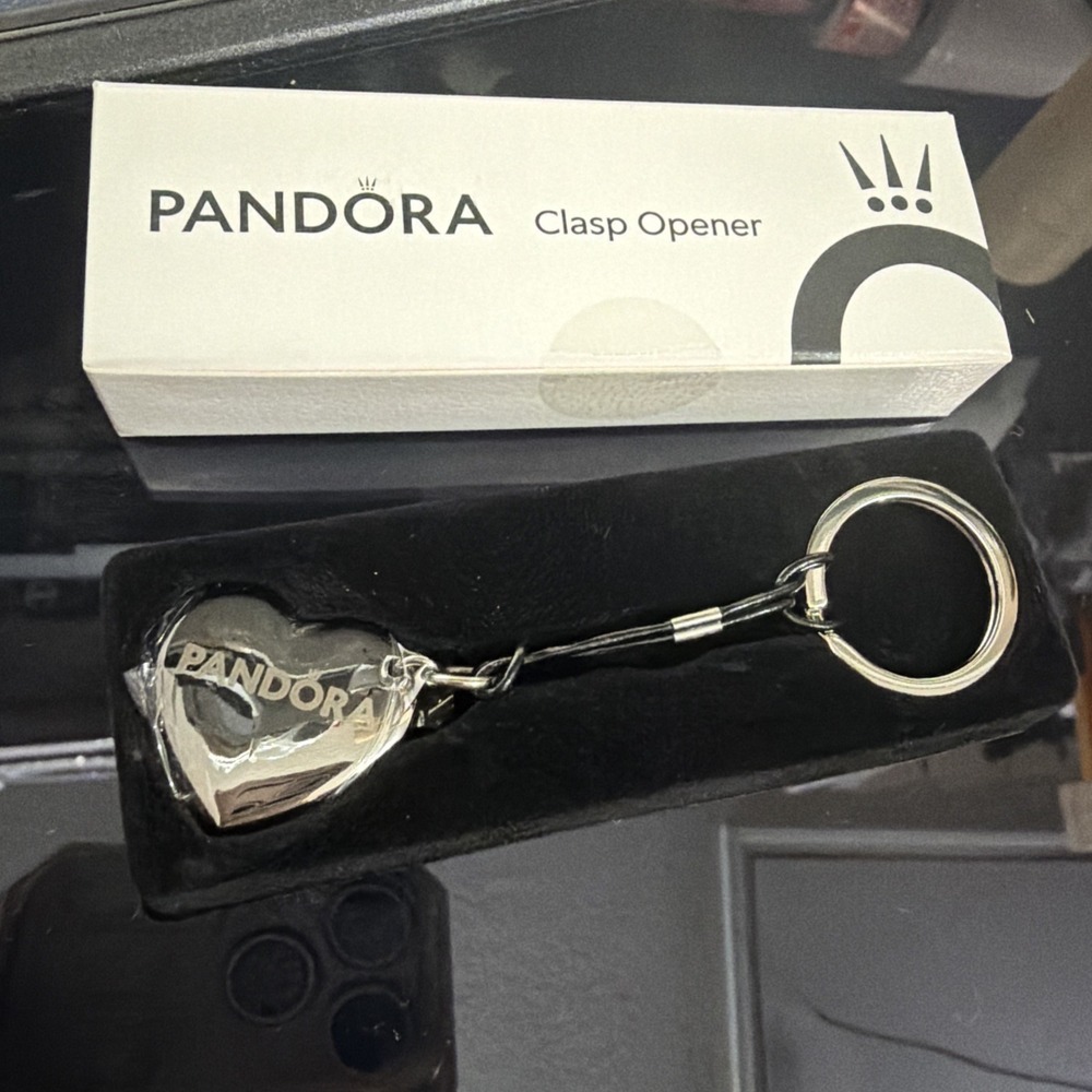Pandora Key Ring Clasp opener To Open Clips lockets Charm Bead Clip NEW